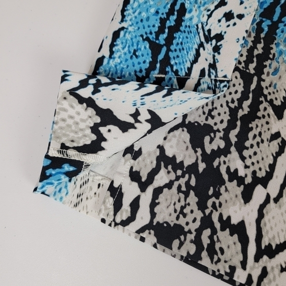 EP Pro Multi Color Snakeskin Print Golf Skirt/Skort Sz 6 - Picture 10 of 13